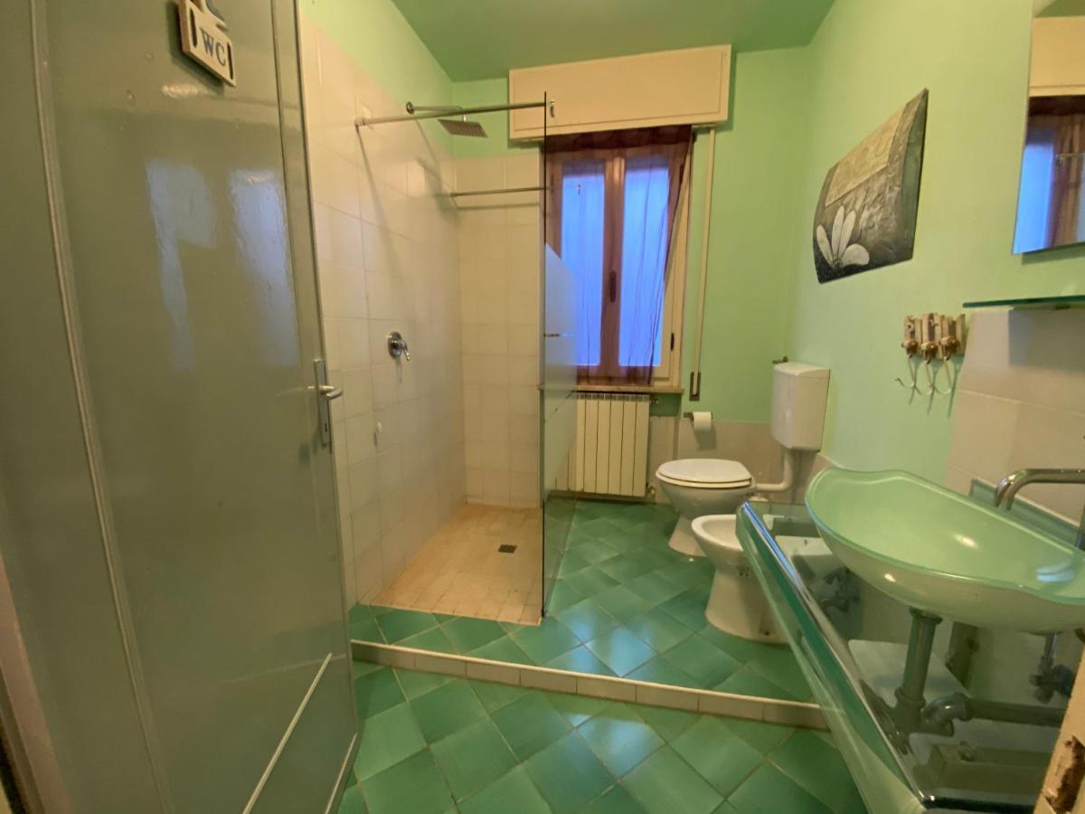 Casa Vacanze Vespucci Торре-дель-Лаго-Пуччини Экстерьер фото